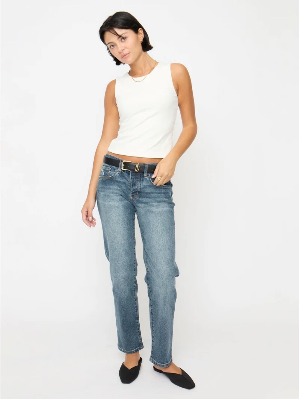 Women’s Straight-Leg Jeans in Medium Blue Wash